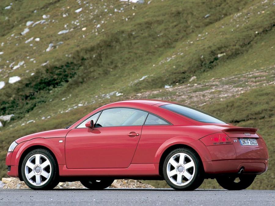  Audi TT Coupe (8N) 1998 года  (WW) (фото 4 из 25)